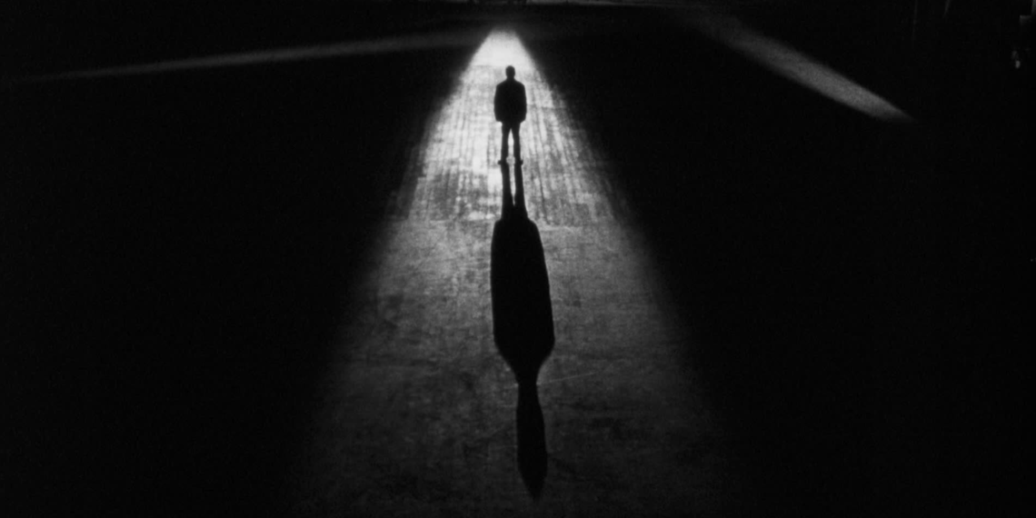 La performance sous le lampadaire